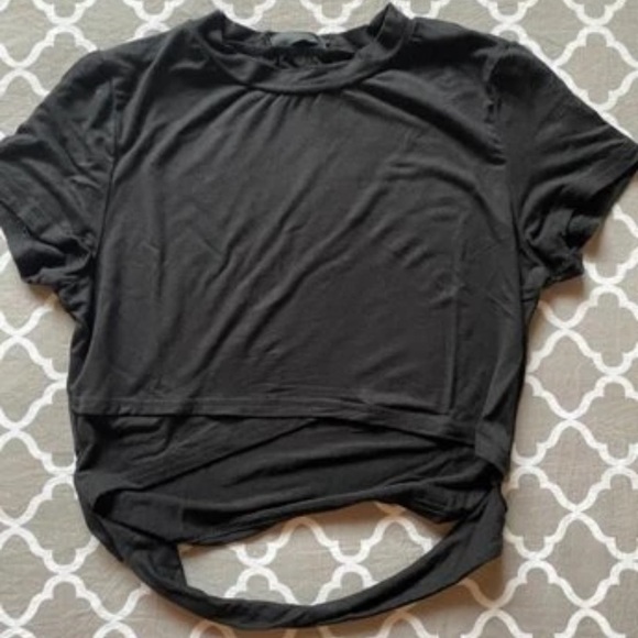 Black Cropped Cut Out Short Sleeve Top - Picture 5 of 6